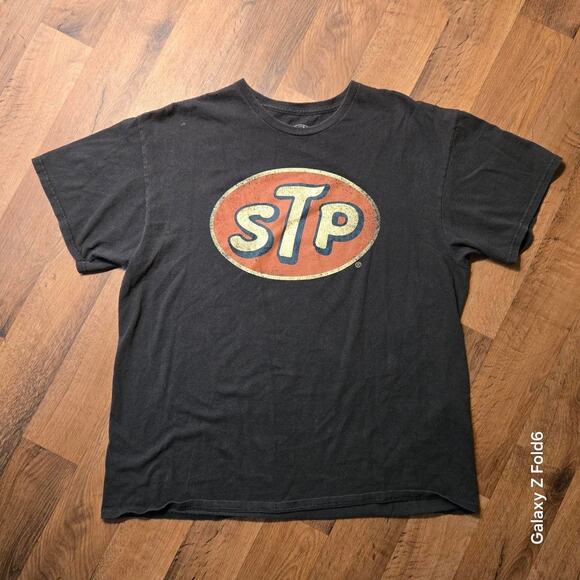 Black STP logo graphic tee size XL - Picture 1 of 5